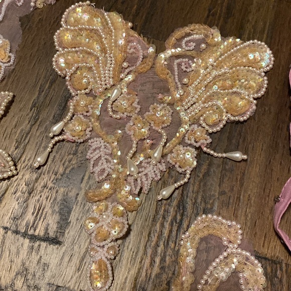 Assorted pink and lavender beaded pearl fringe sequin trim for costume lingerie - Picture 3 of 6